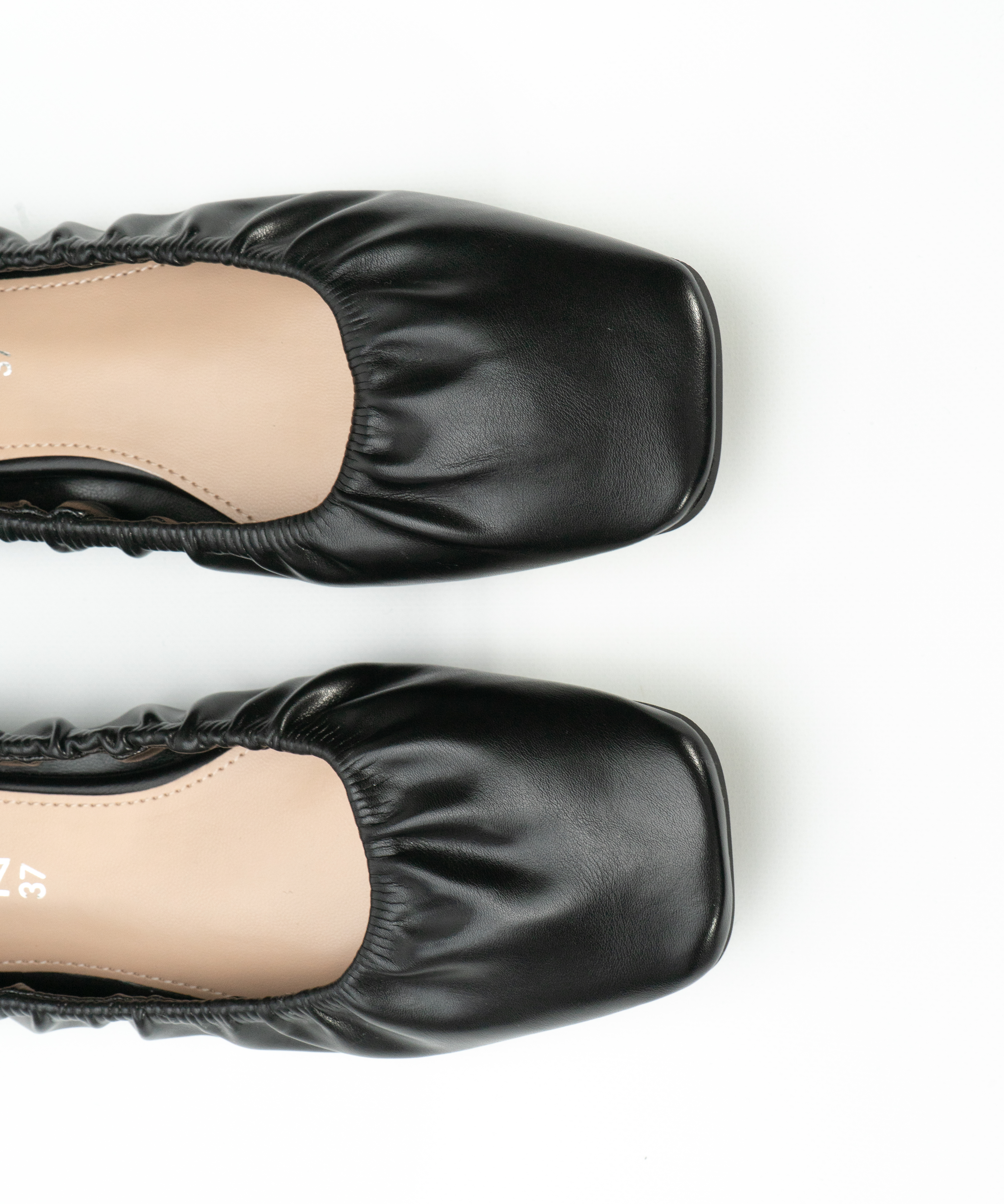 Sabrinas franzidas image number null